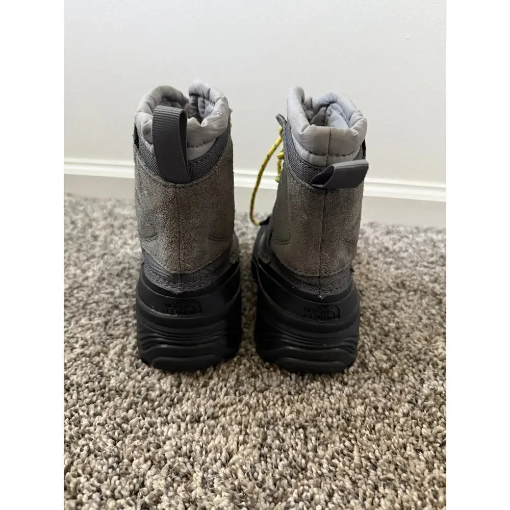 The North Face Alpenglow V Waterproof kids boot size 11